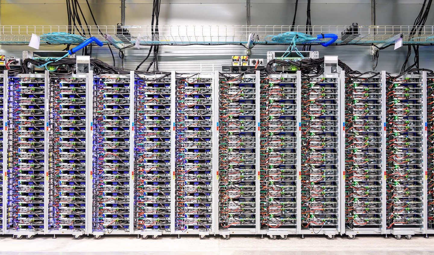 data-center-uninterruptible-power.jpg