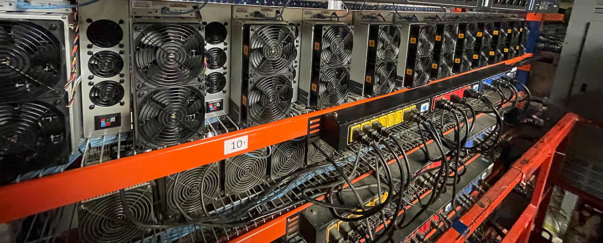 18-Ports-L7-30R-Mining-PDU-5.jpg