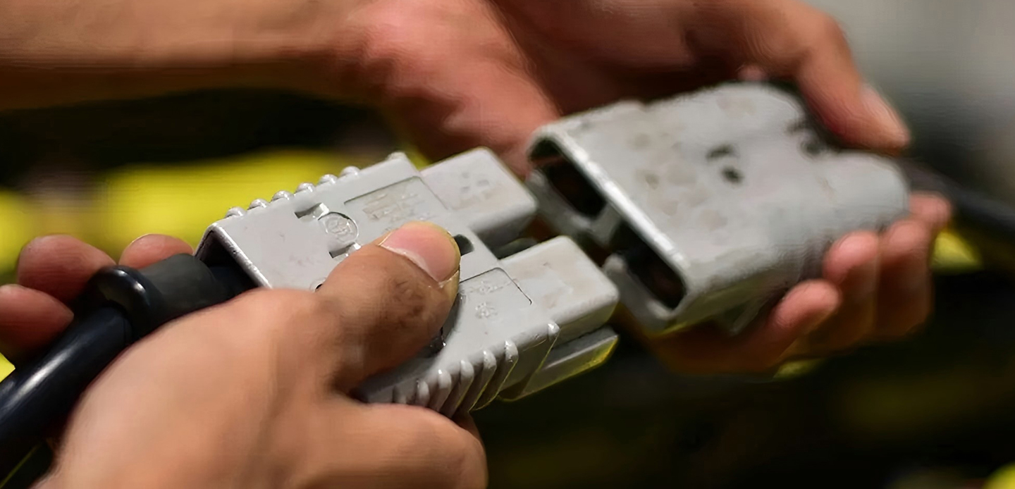 power-connectors.jpg